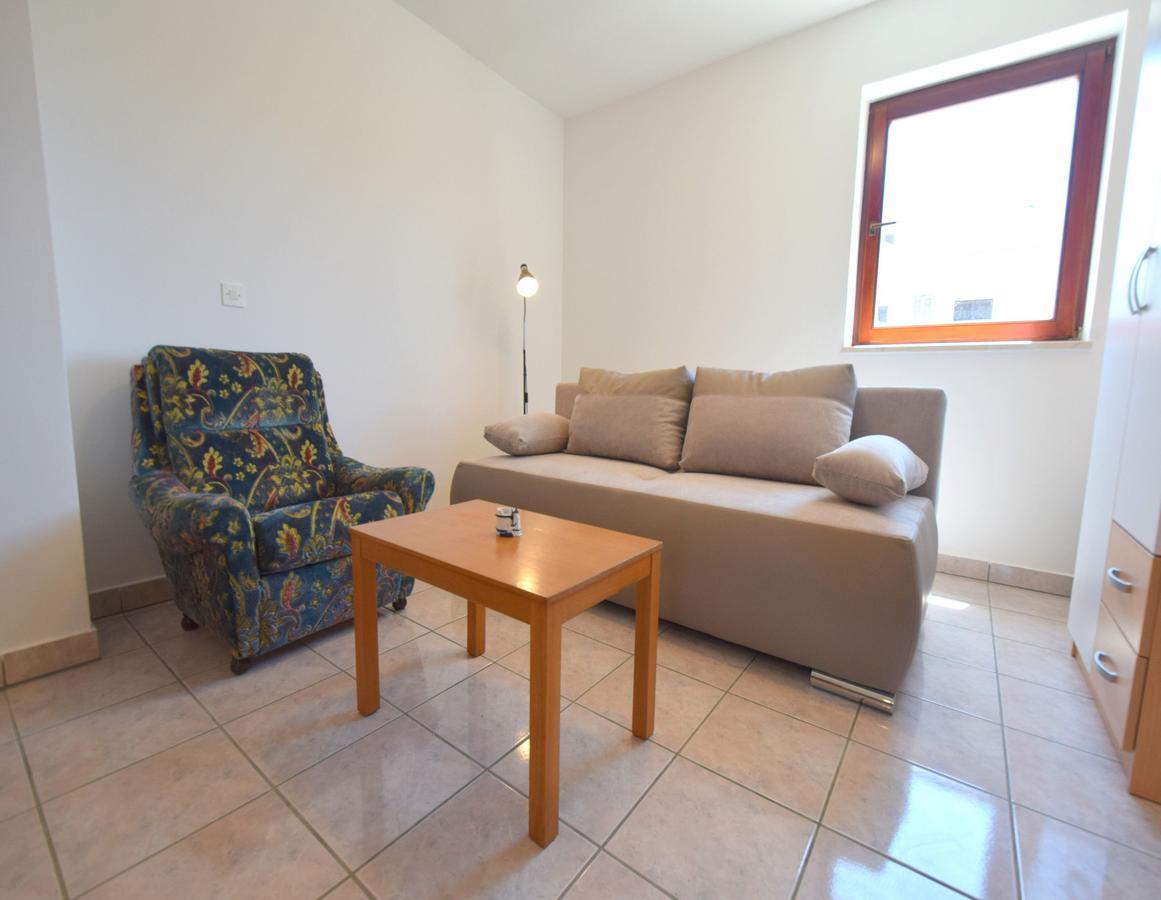 Apartment Ozren Malinska Eksteriør billede